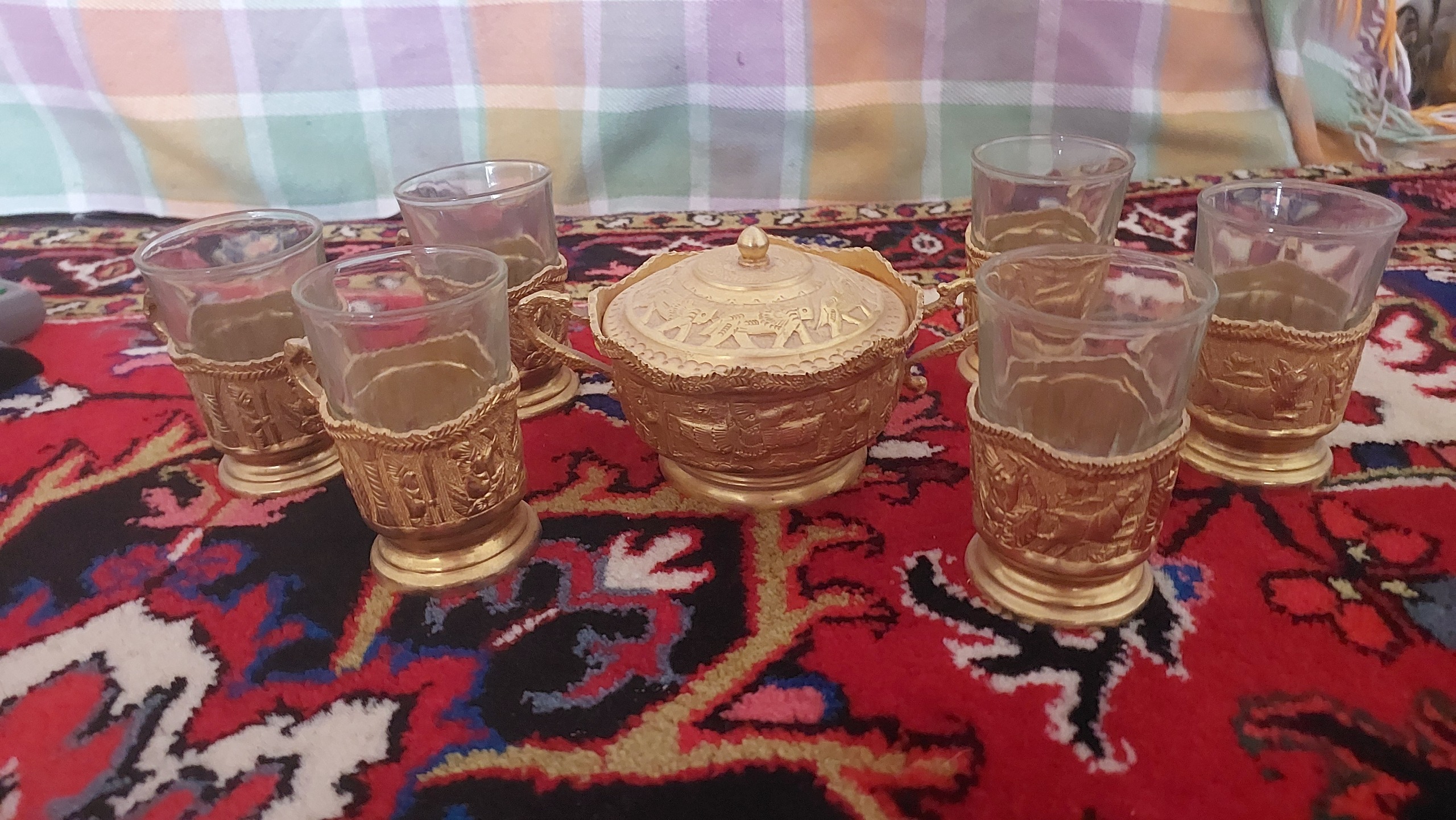 قندان و 6 تا انگاره برنجی قلمزنی قدیمی