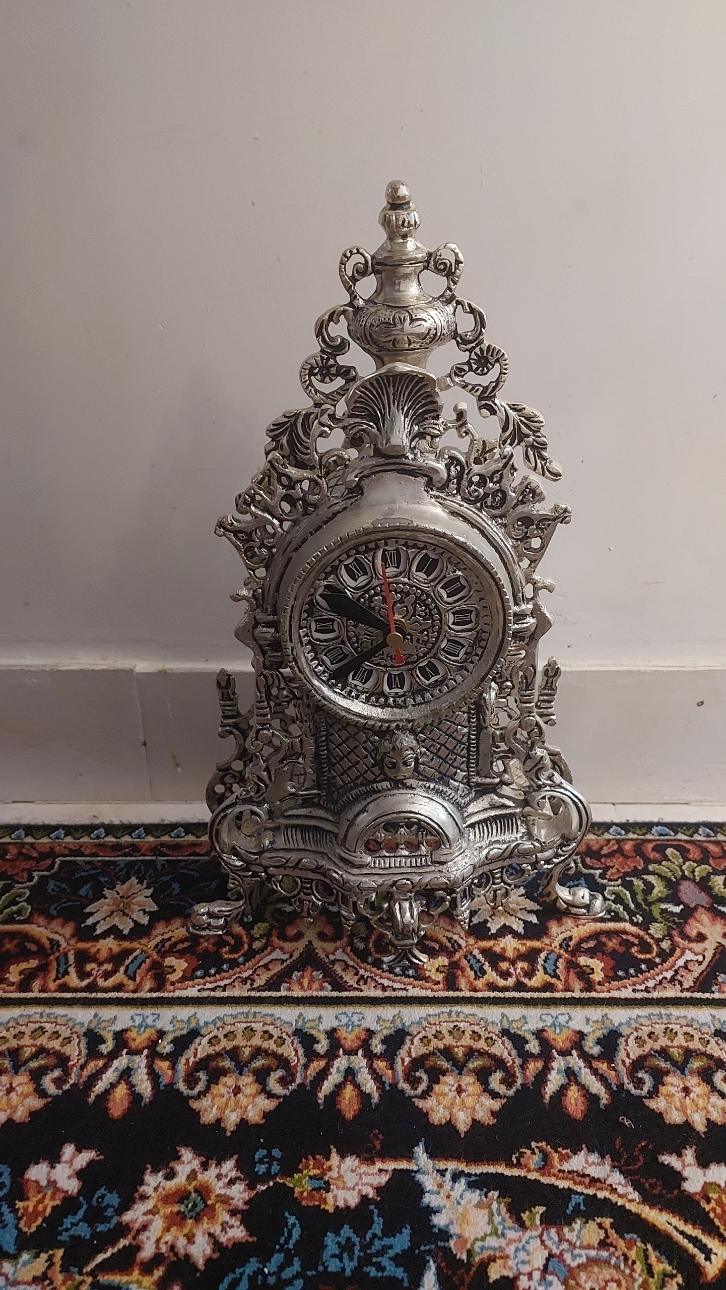 ساعت رومیزی برنزی