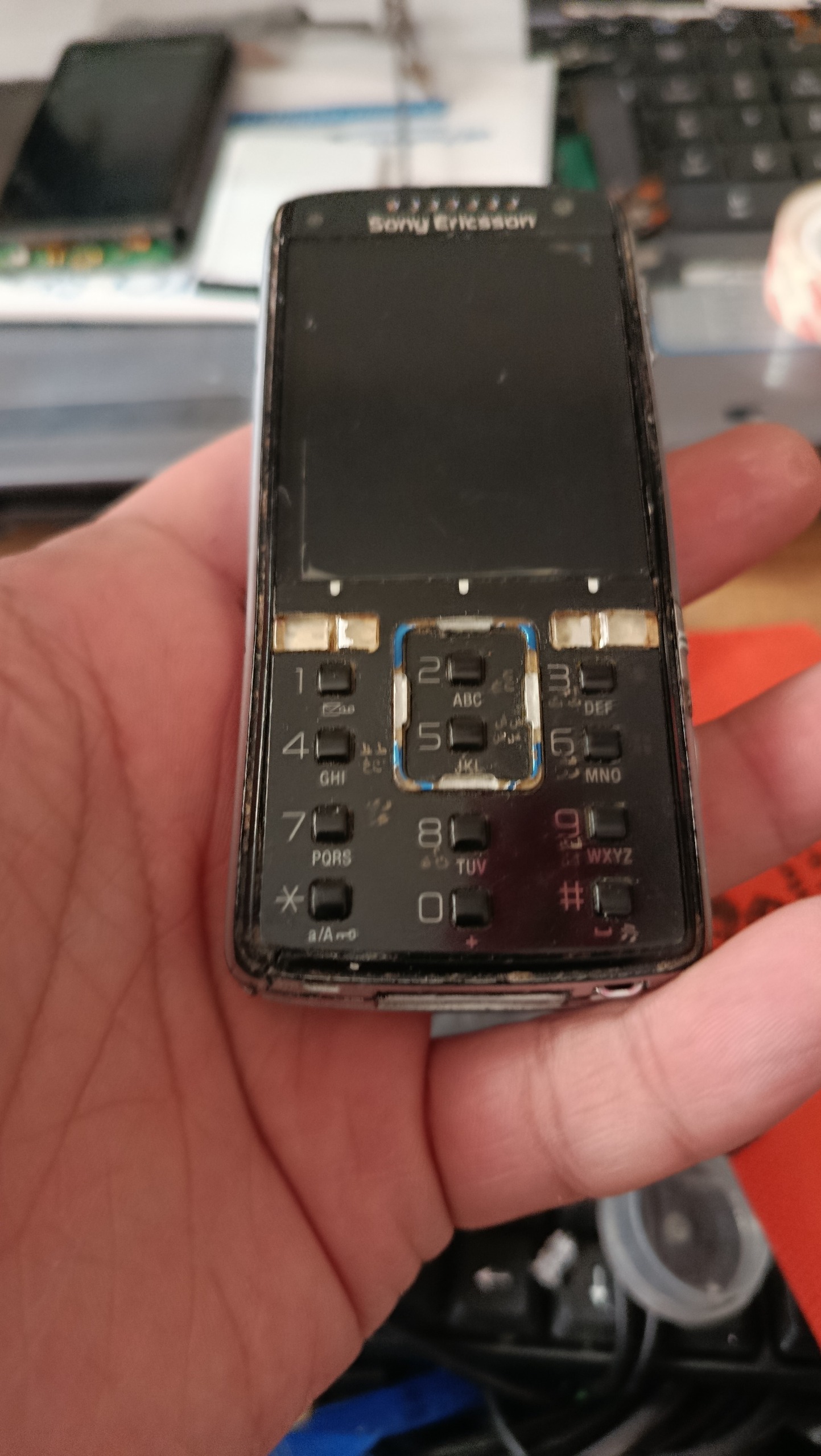 سونی اریکسون K850) توضیحات دارد)