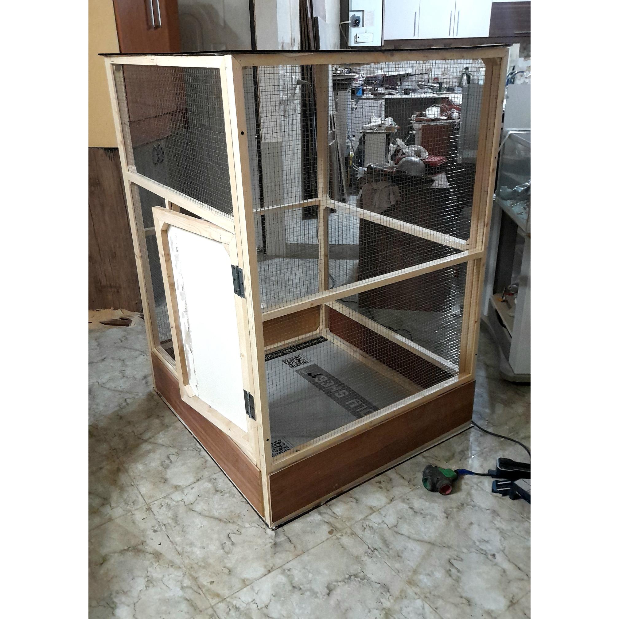 قفس چوبی مناسب پرندگان بسیارتمیز