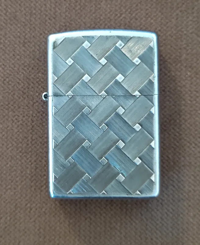 فندک زیپو zippo پلاک برجسته