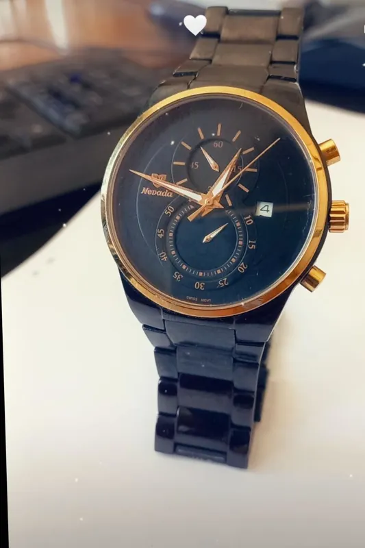 ساعت مچی نوادا سویسی