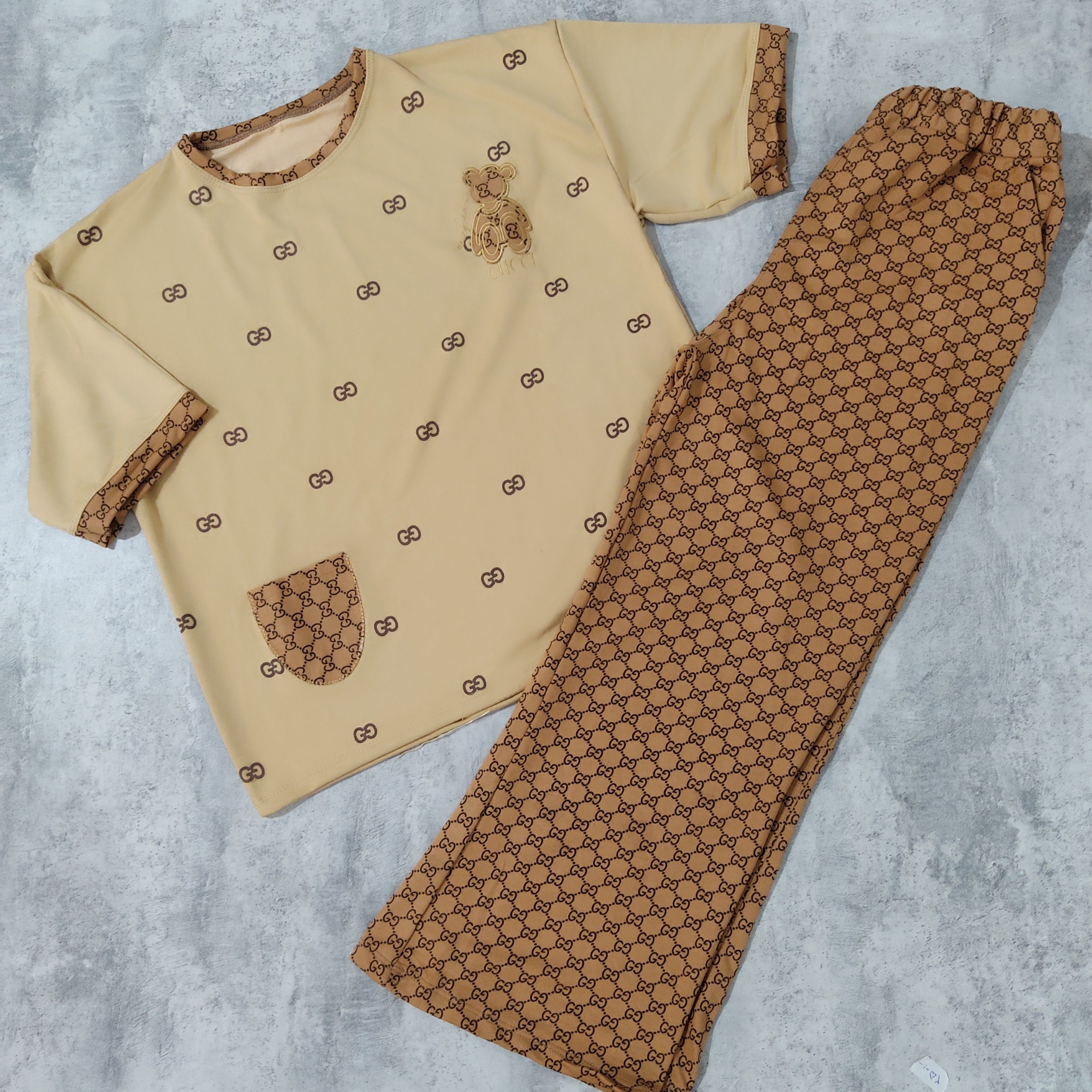 تیشرت و شلوار بگ گوچی