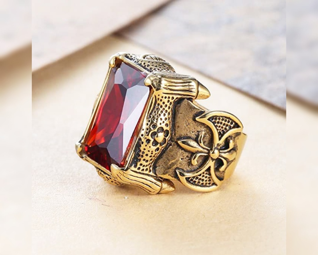 انگشتر فرمانروای سرخ- تجلی شکوه و جسارت( روکش طلا)