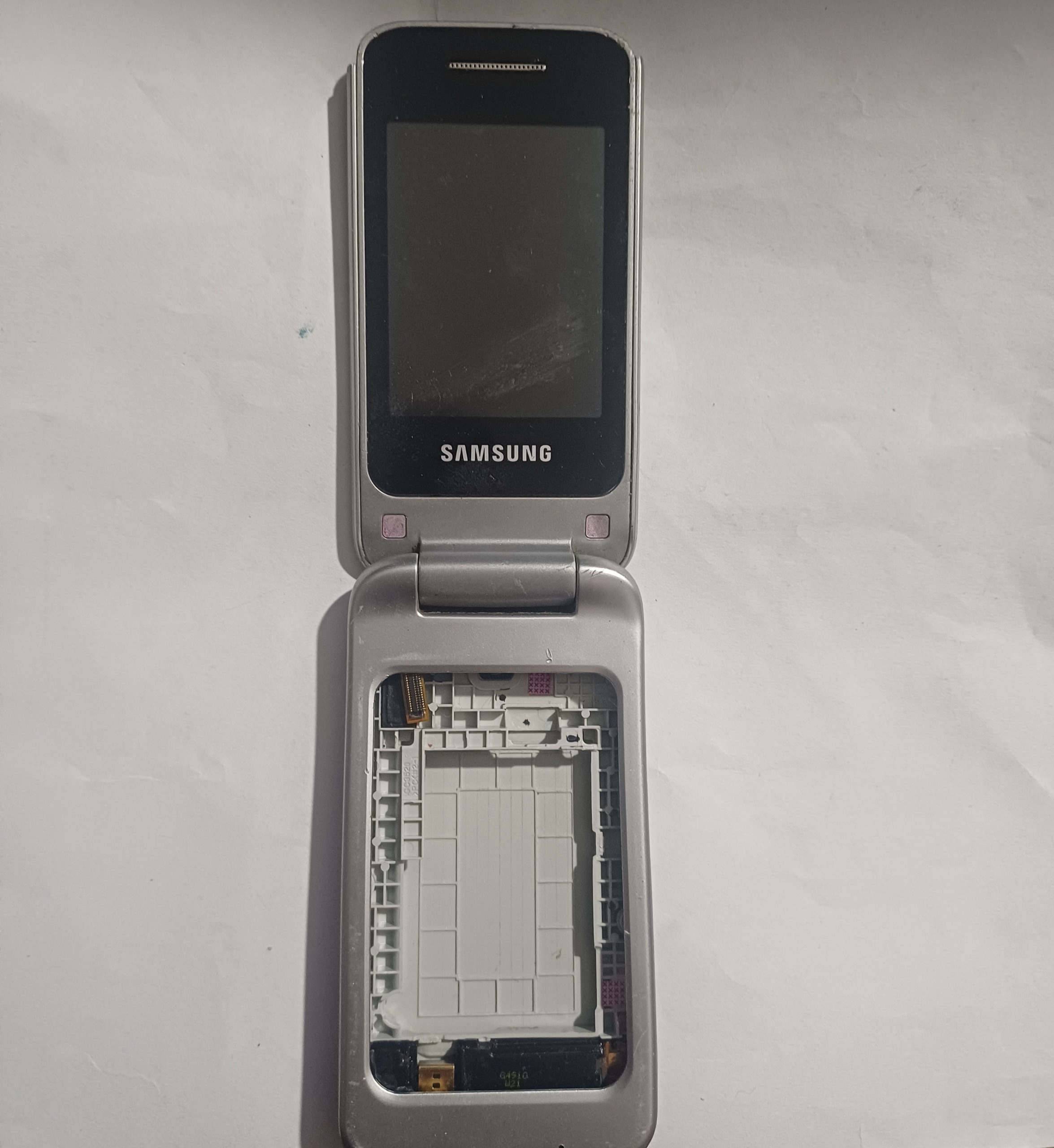 فلت و السیدی استوک اصلی سالم سامسونگ C3520