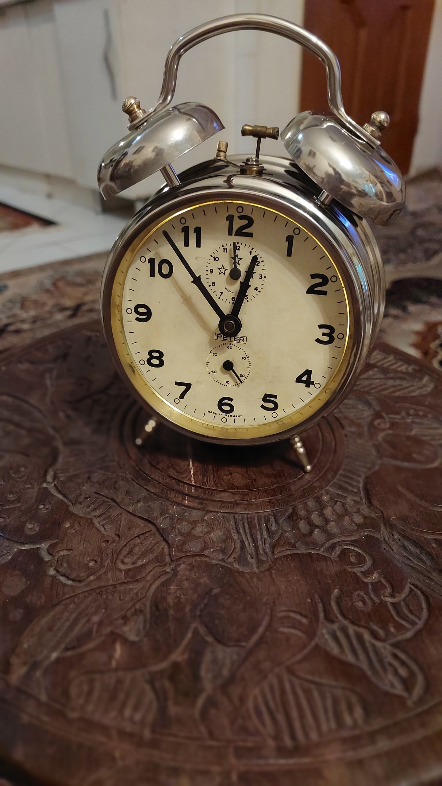 ساعت رومیزی پیتر