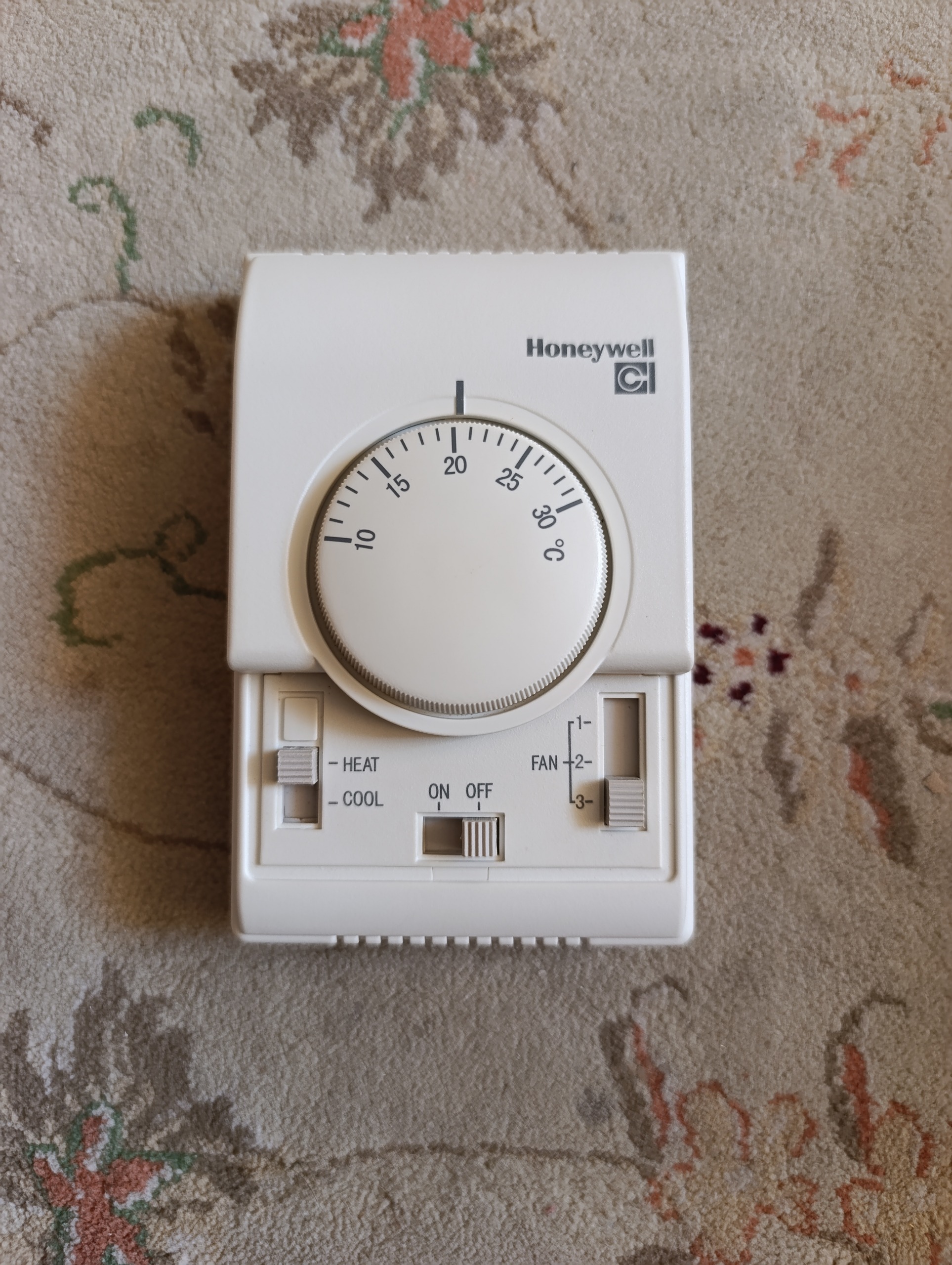 ترموستات فن کوئل هانیول Honeywell