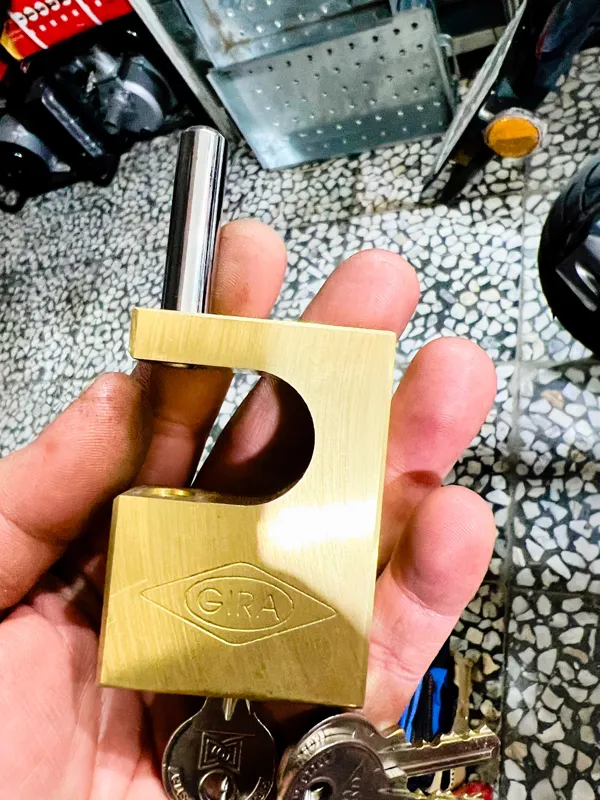 قفل کتابی گیراسری700 مدل 034 تمام برنجی