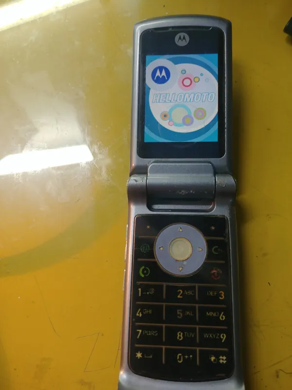 موتورالا K1 روشن