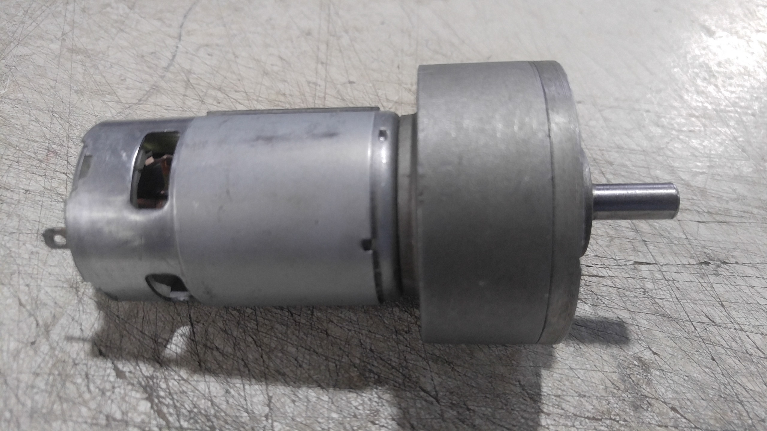 موتور دی سی گیربکس دار ZGA60FM (12V 500RPM)