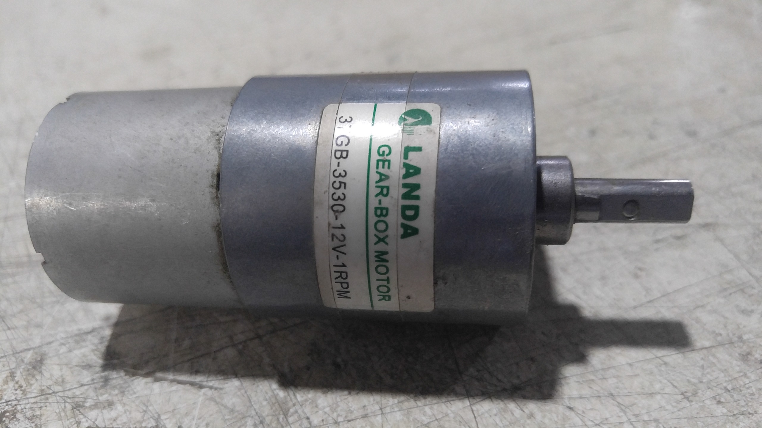 موتور دی سی گیربکس دار 37GB3530 (12V 1RPM)