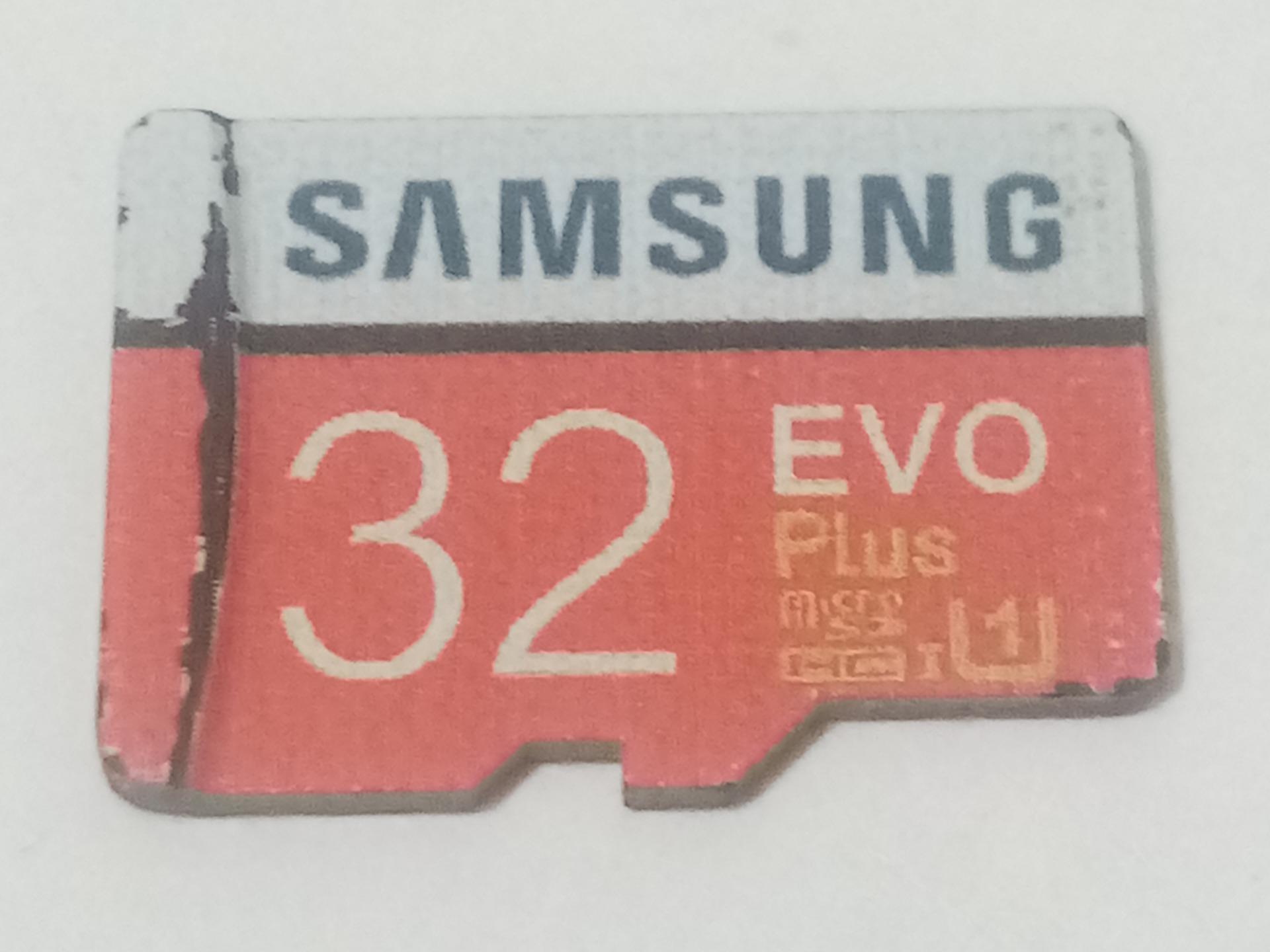 مزایده مموری 32 گیگ SAMSUNG تایوانی اصل