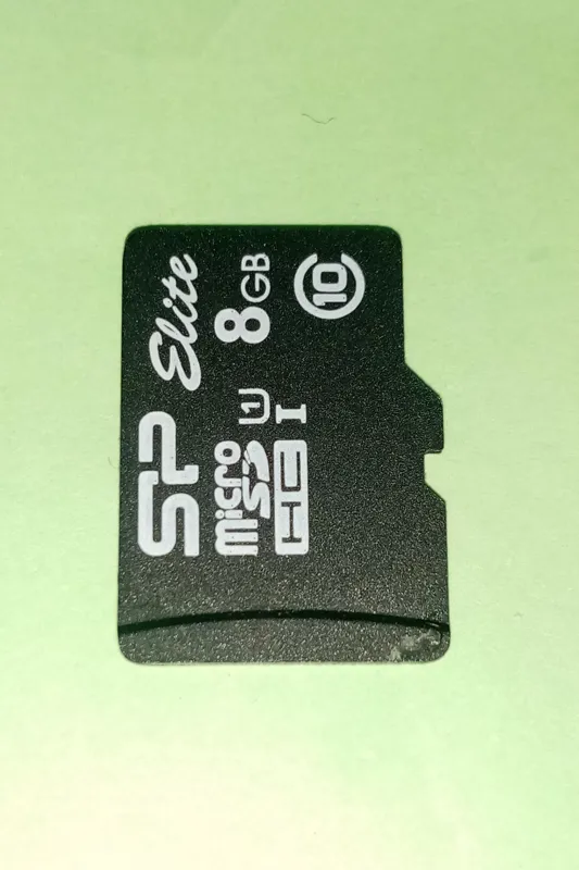 مزایده مموری 8 گیگ سیلیکون پاور Elite