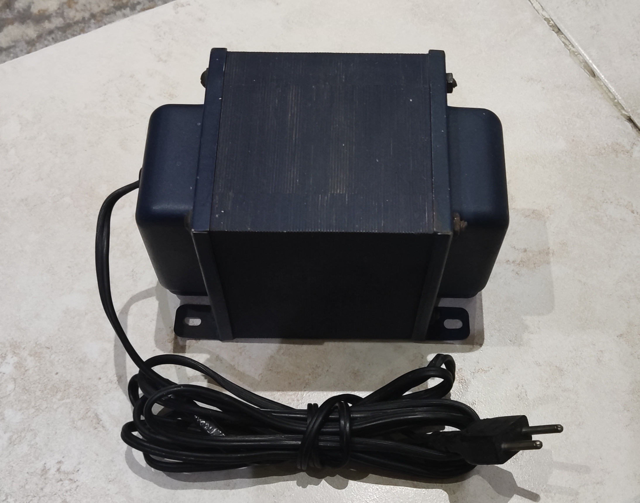 ترانس 220 به 110 1500 وات
