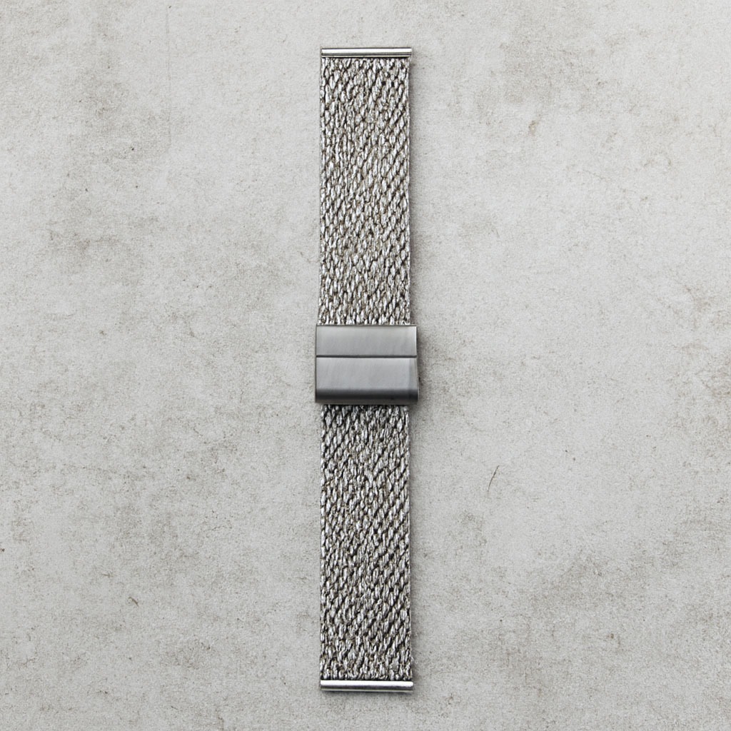 بند استیل حصیری ساعت مچی رنگ نقره ای سایز 22