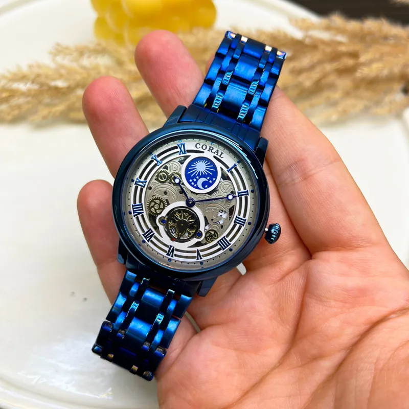 ساعت مچی طرح اتوماتیک کورال Coral