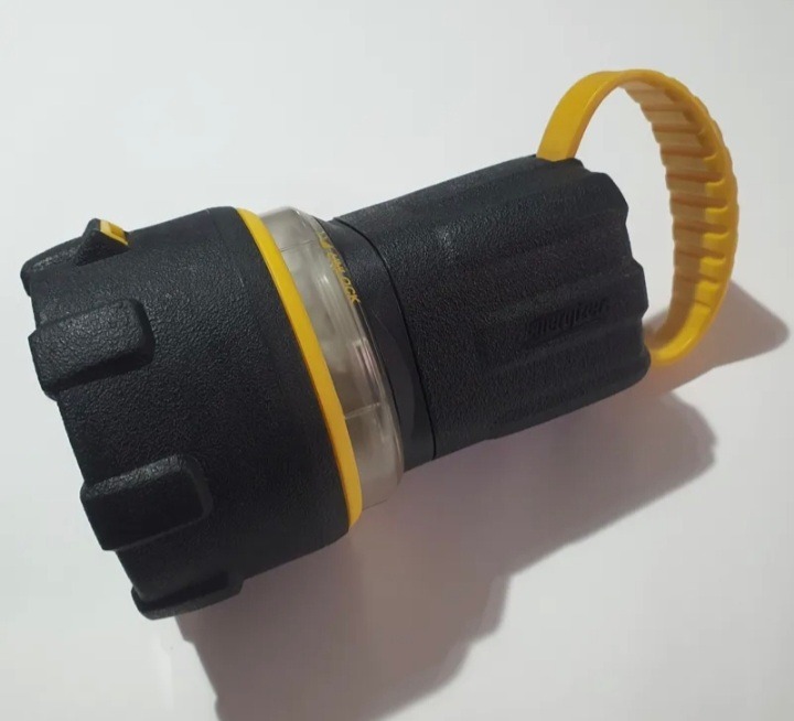 چراغ قوه نگهبانی، انرجایزر آمریکا، ضدضربه، آب و مه