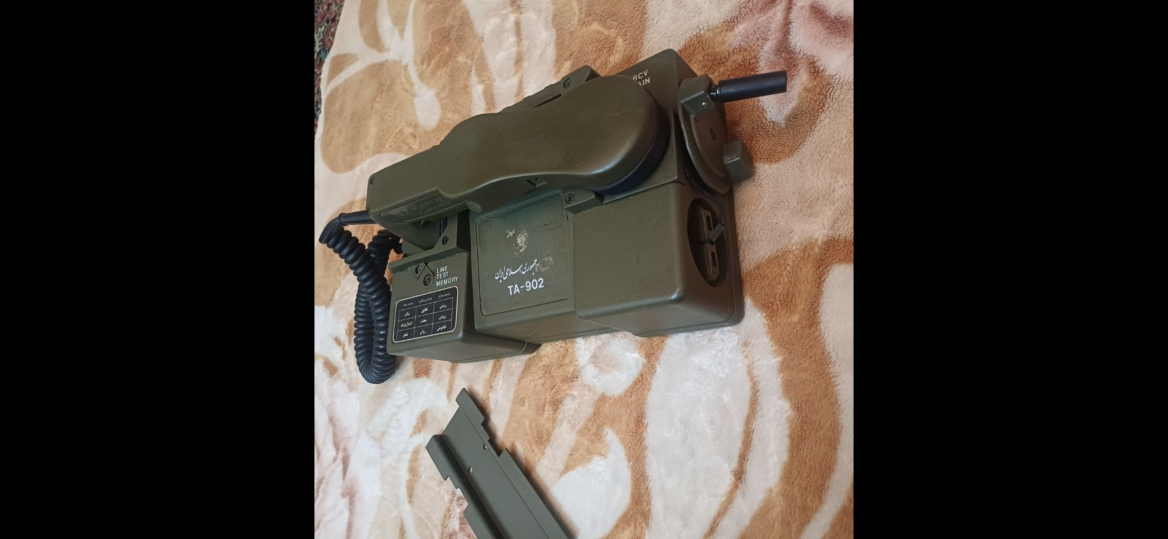 تلفن هندلی صحرایی