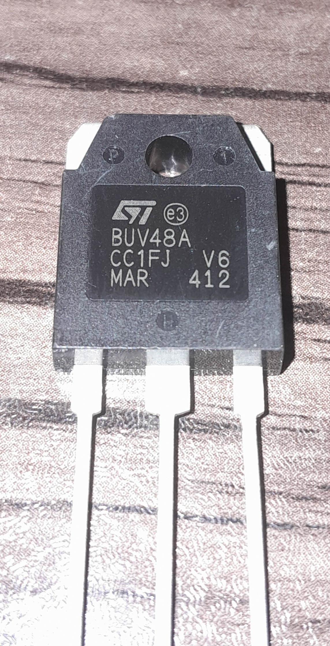 ترانزیستور BUV48 A