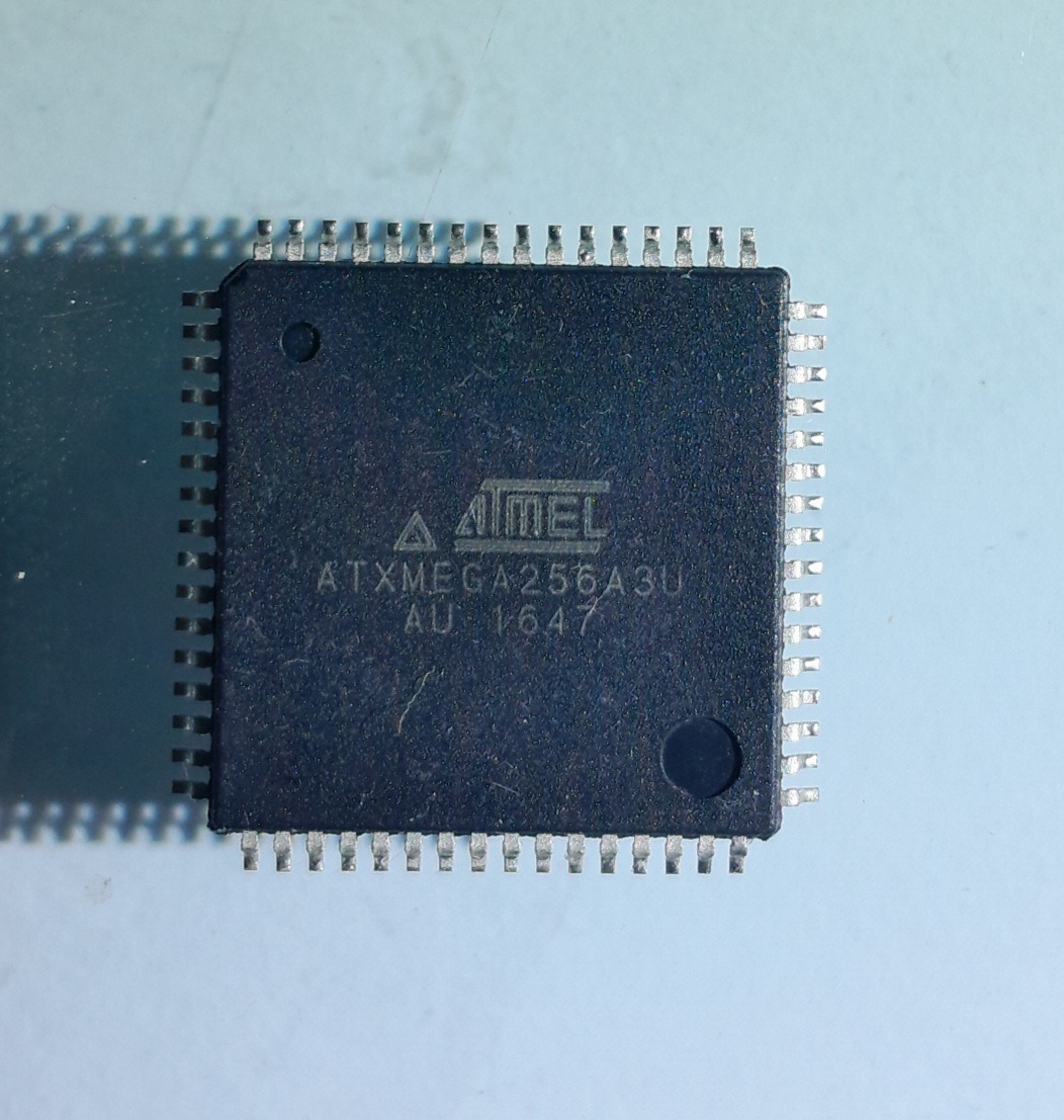 میکروکنترلر ATXMEGA256A3U-AU (ریفر)