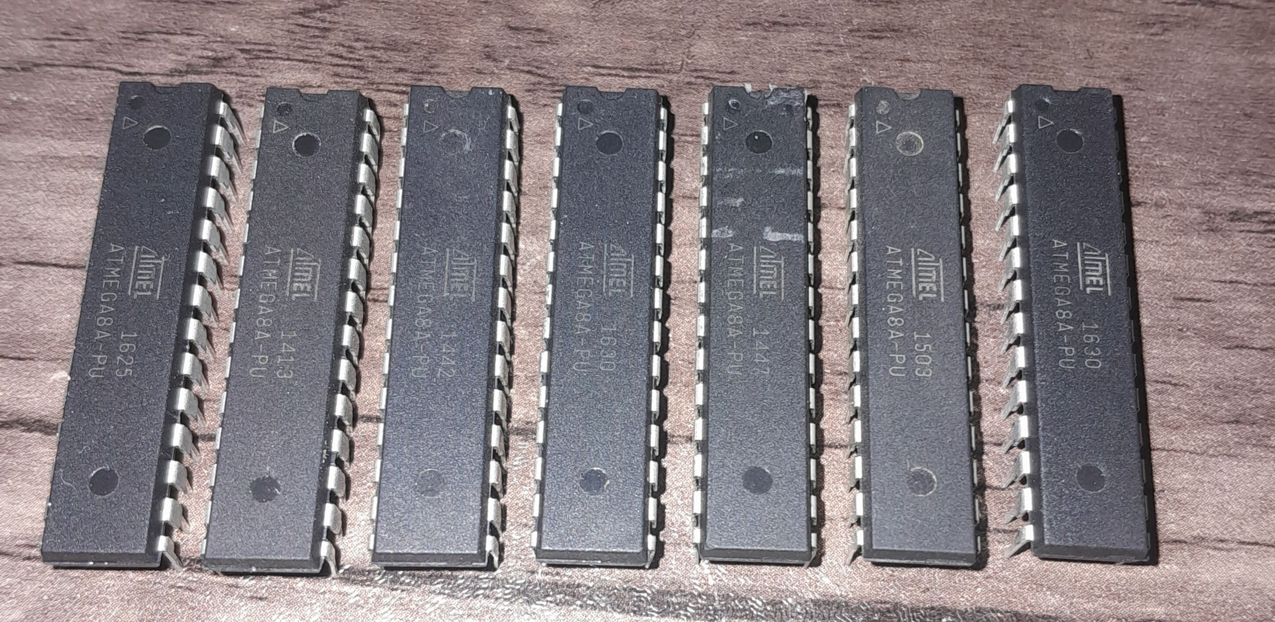 میکروکنترلر ATMEGA8A ریفر (قیمت هر عدد)