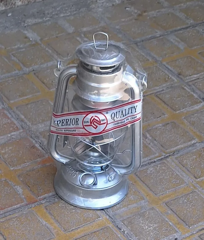 فانوس نفتی دریایی سایز 7 کیفیت عالی اصلی رنگ کمیاب