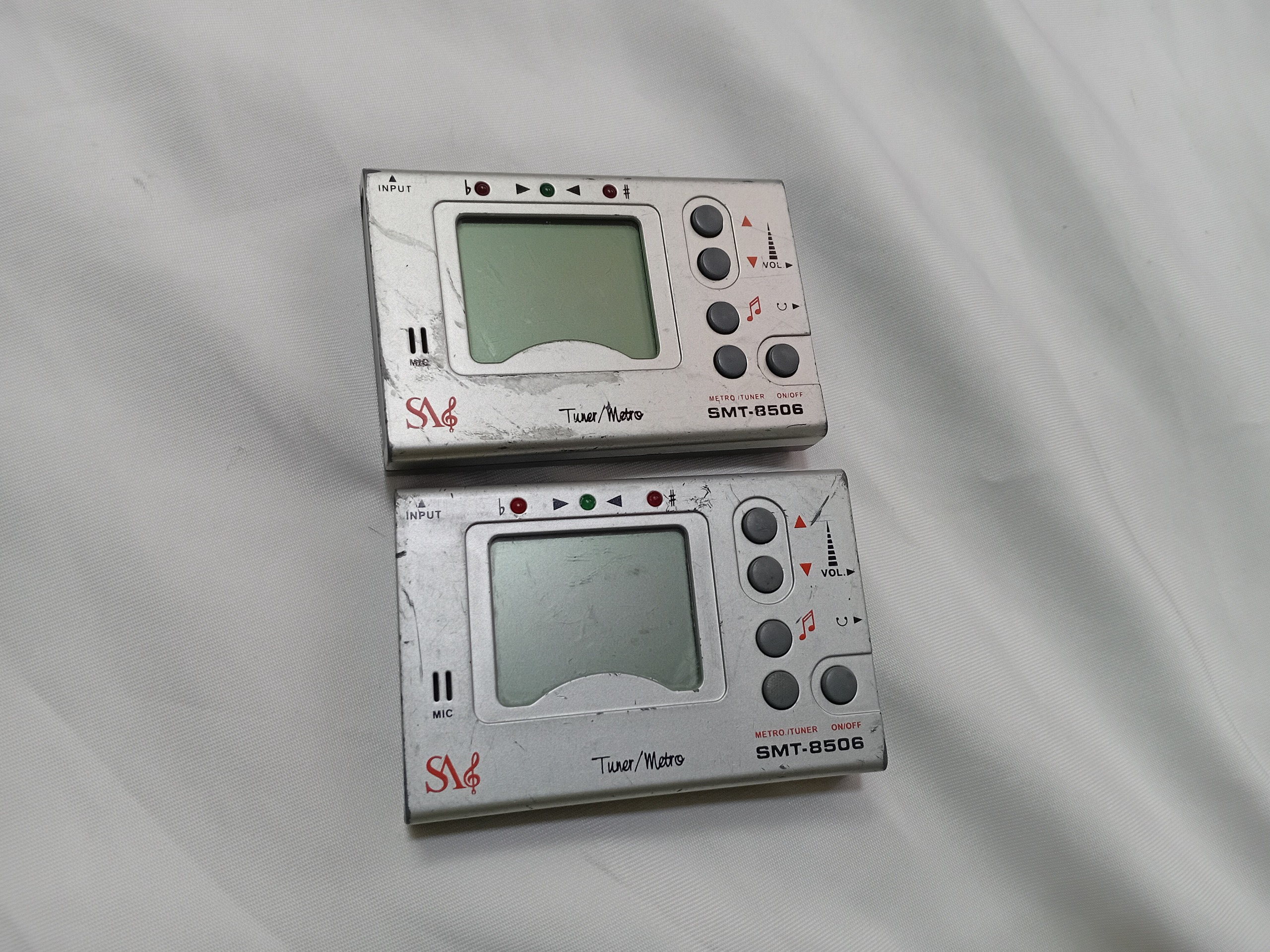 دو عدد مترونوم بدون ضمانت