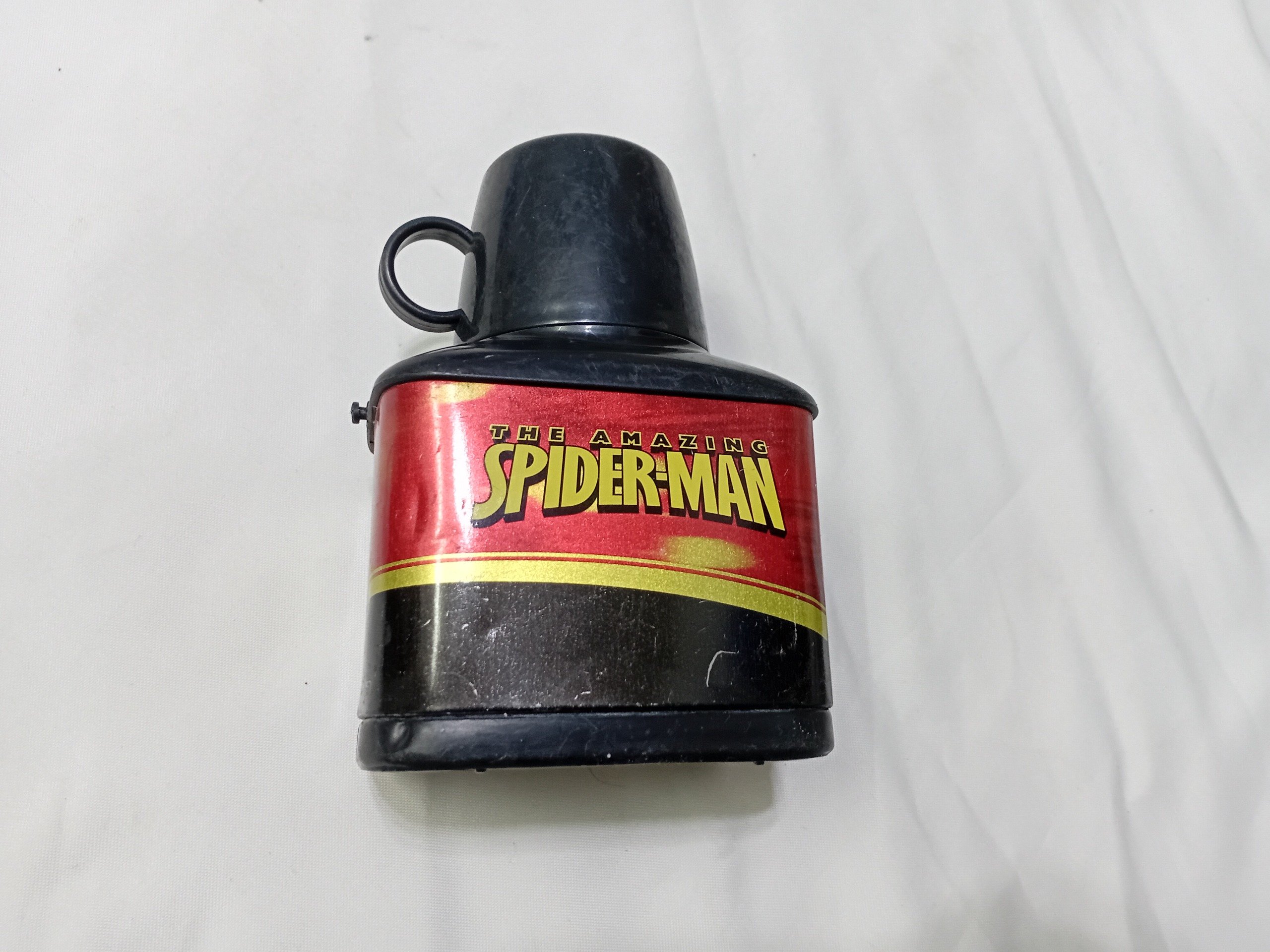 قمقمه طرح مرد عنکبوتی