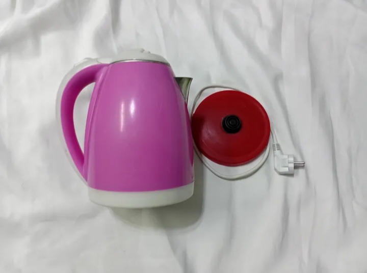 کتری برقی استیل سالم تمیز بدون جرم و آهک