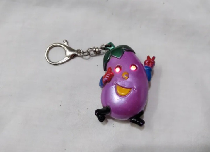 جاکلیدی قدیمی نوستالژی موزیکال طرح بادمجان