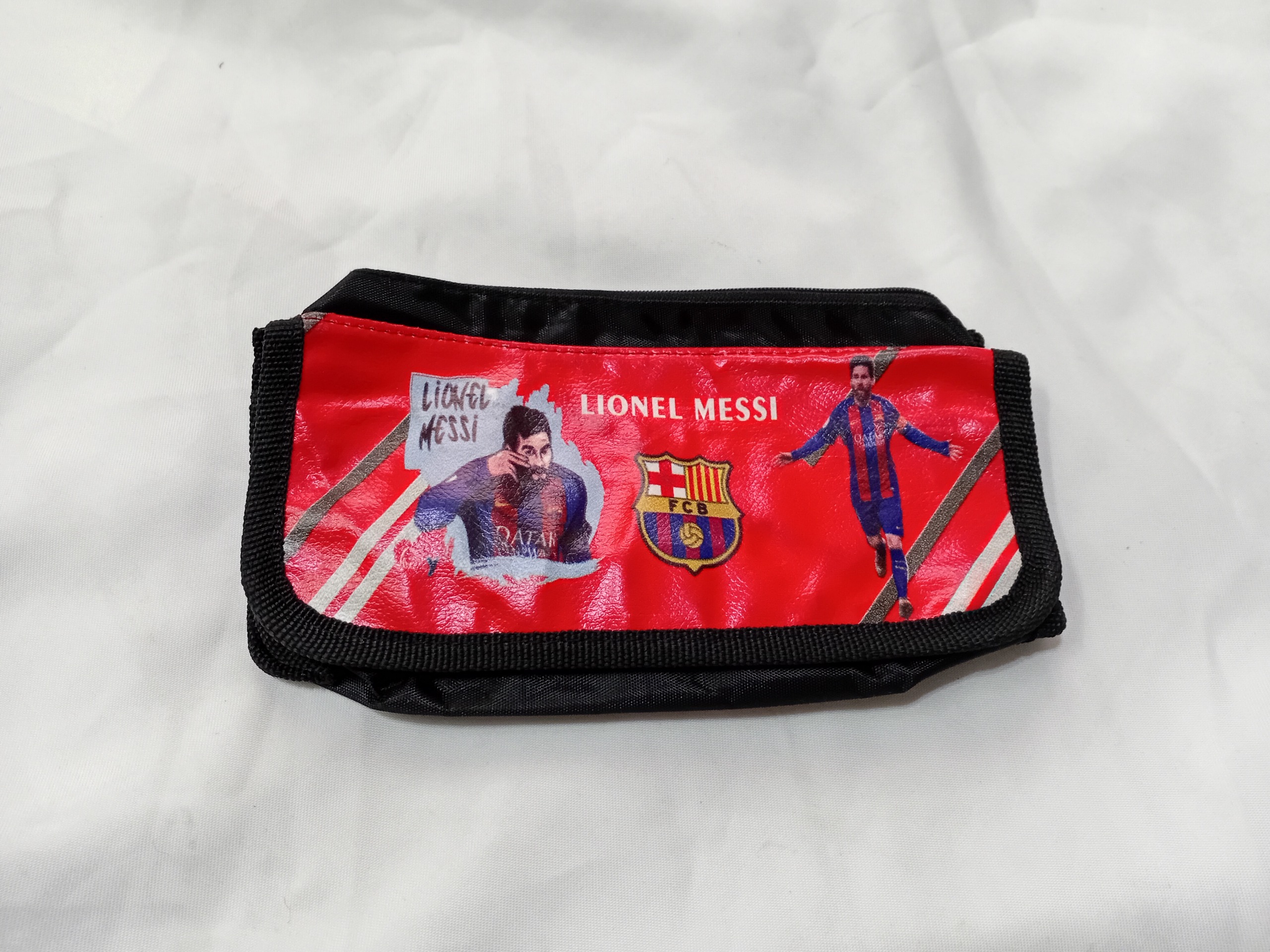 کیف جامدادی طرح بارسلونا