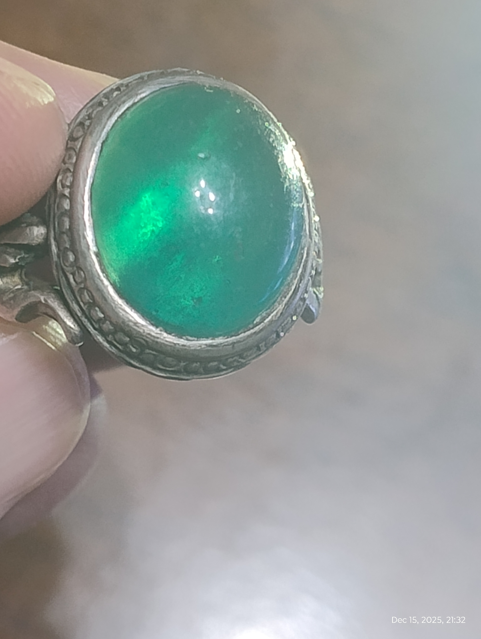 انگشتر زمرد کلمبیا راف بسیار اعلا وبا ارزش