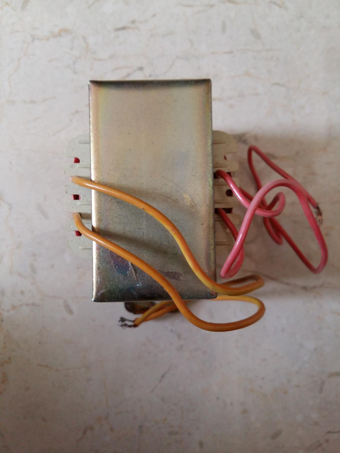 ترانس 6 ولت 2 آمپر