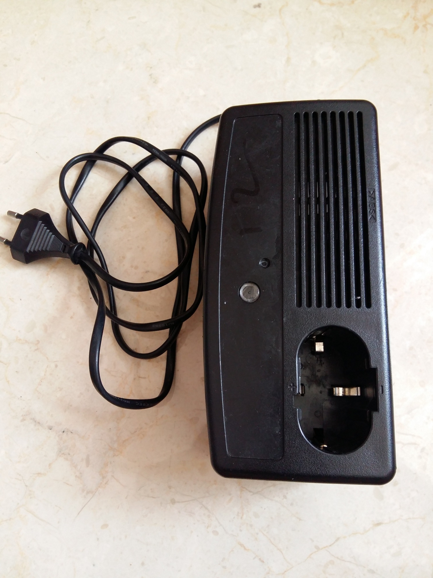 شارژر دریل شارژی توسن