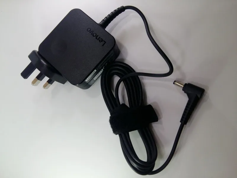 شارژر لپ تاپ لنوو سوکت ریز سرکارتنی