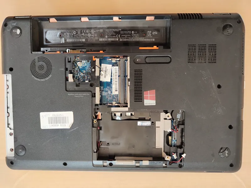 لپ تاپ معیوب HP Envy DV6