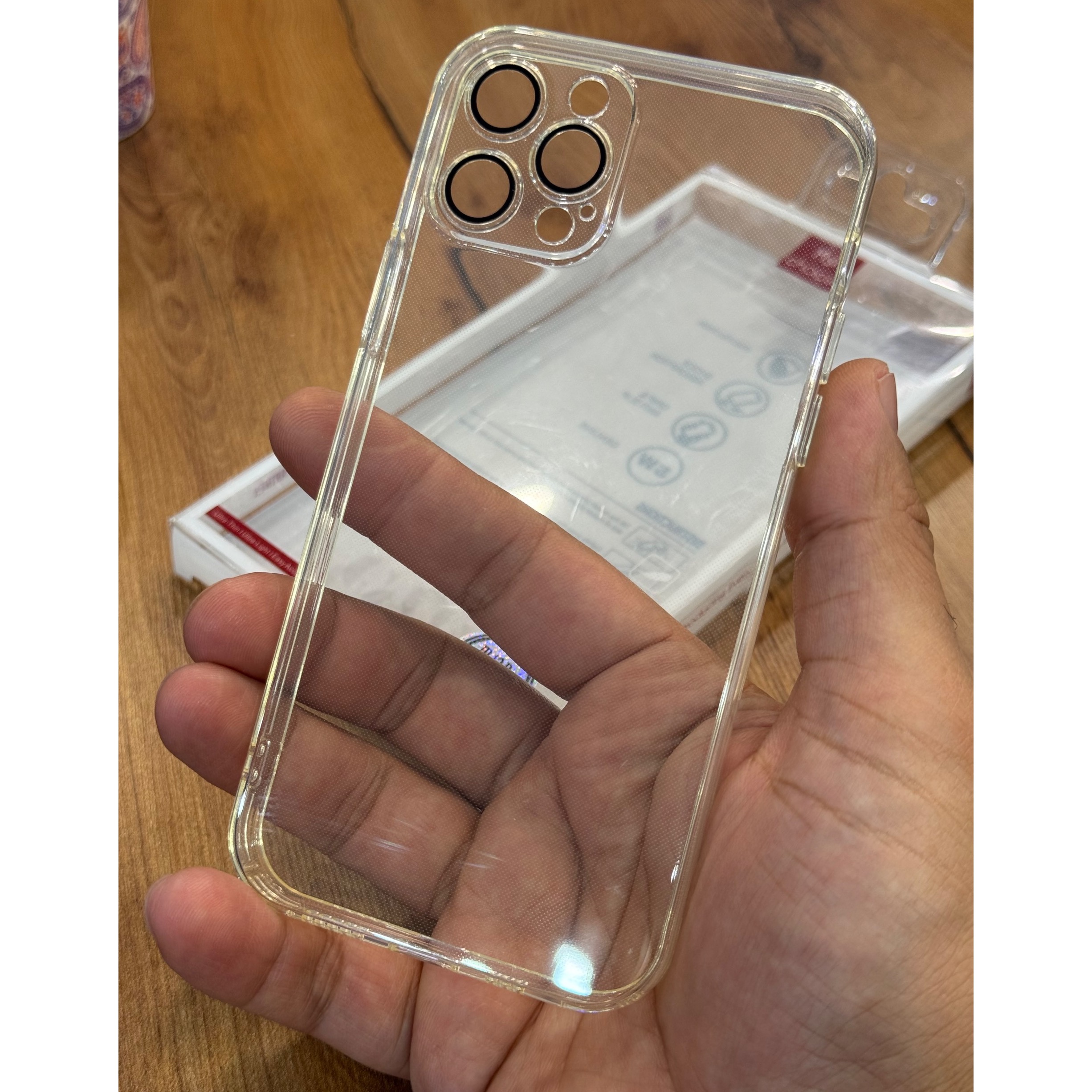 گارد،قاب یا کاور ژله ای شفاف 12Pro