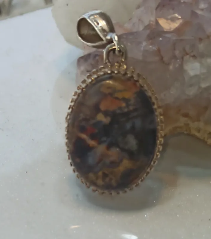 گردن آویز نقره با نگین موکائیت