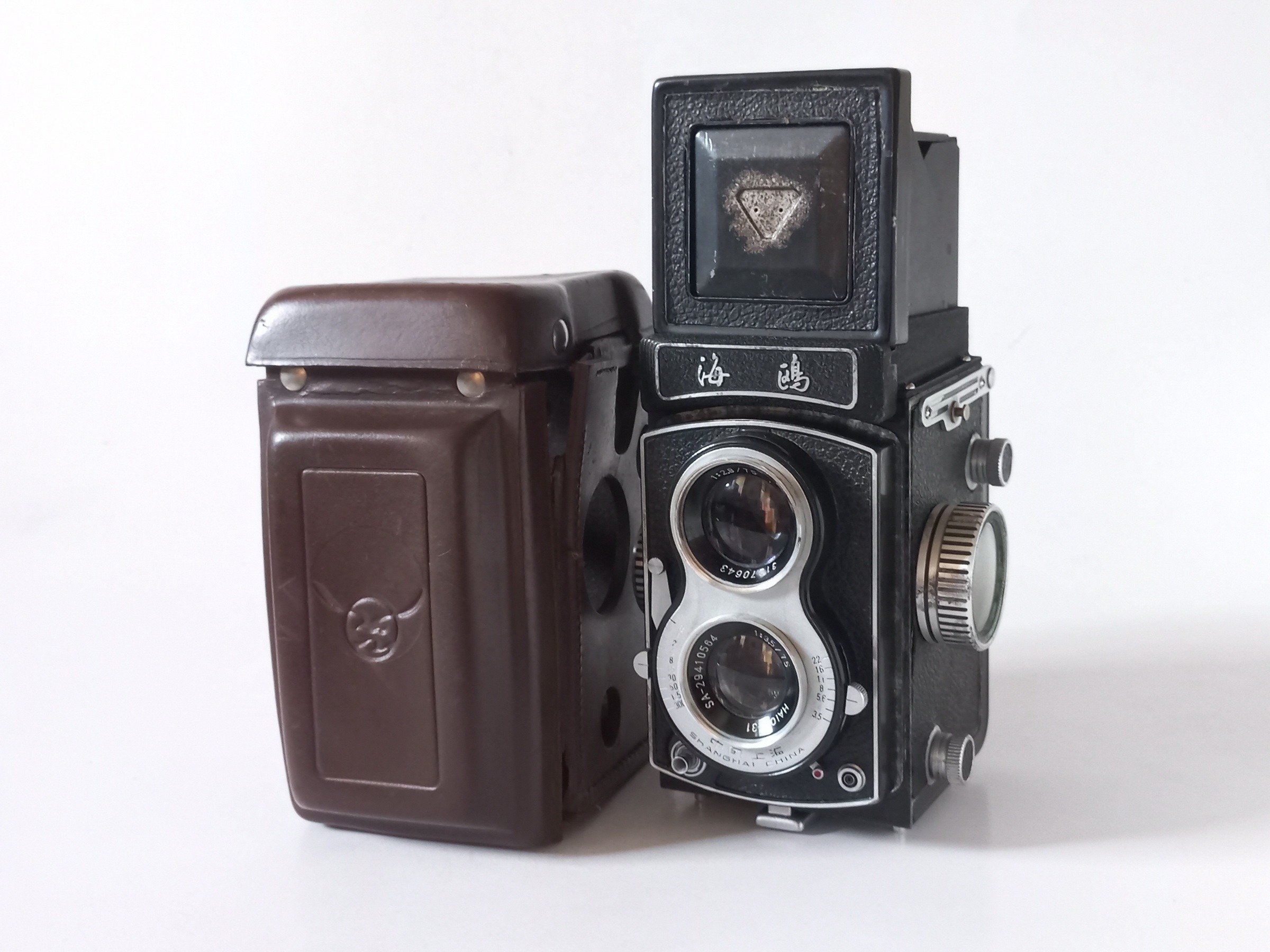 دوربین عکاسی جفت لنزی سیگل با کیف