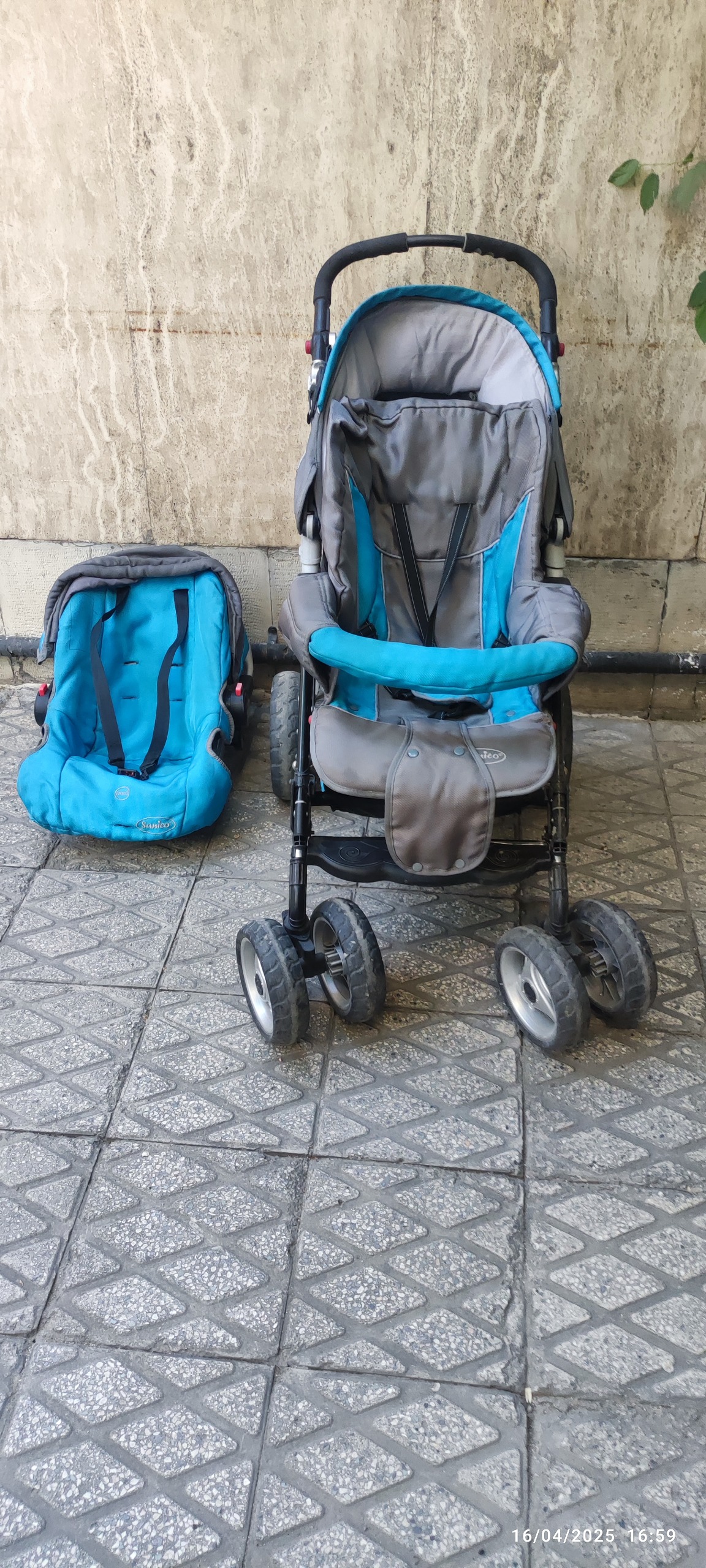کالسکه و کریر و کیف سانیکو
