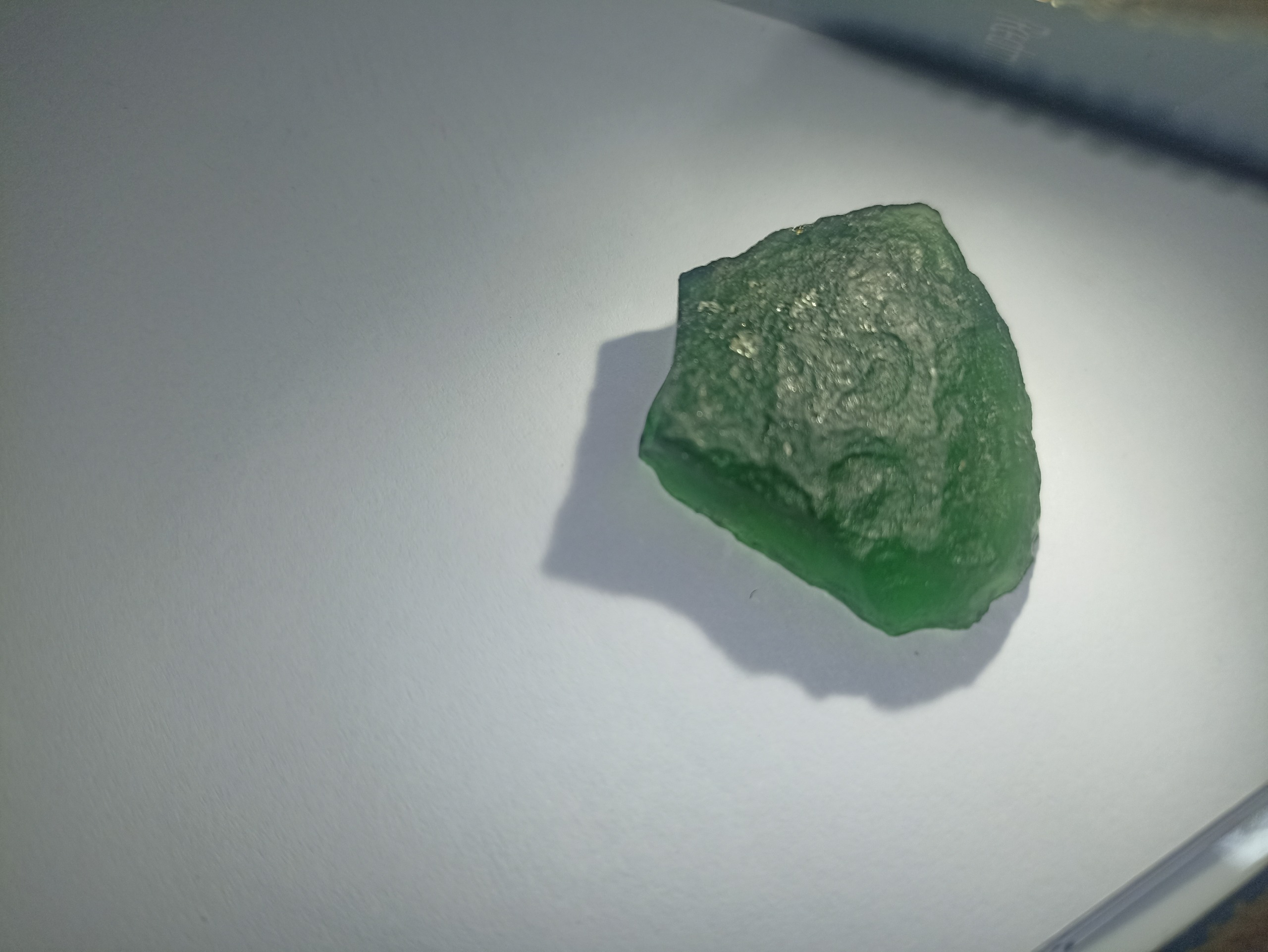 سنگ سبزرنگ زمردی راف