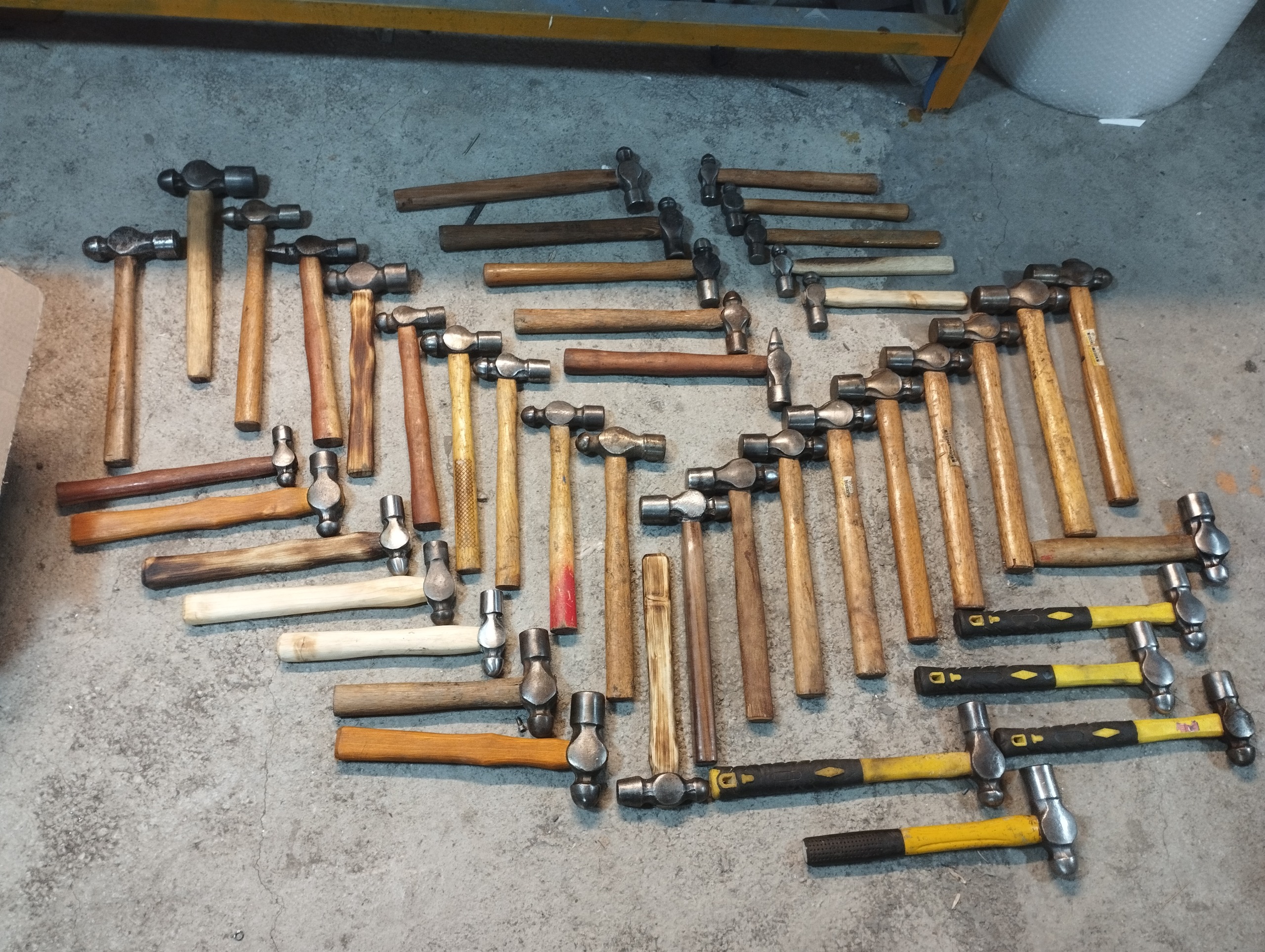 43عدد چکش تخم مرغی اصلی و قدیمی