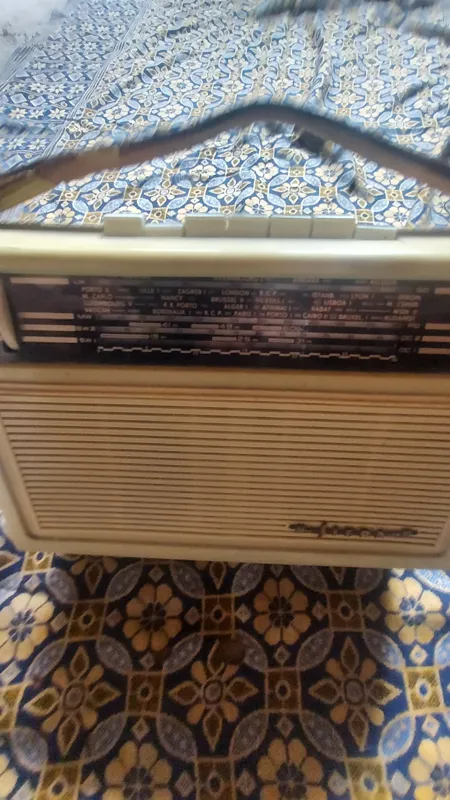  رادیو سیرا قدیمی