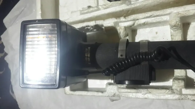 فلاش دوربین قدیمی