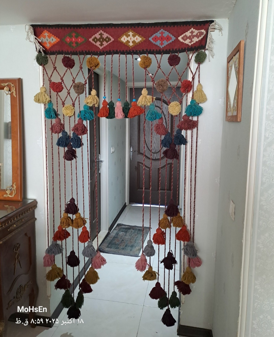 پرده آویز قالیچه ای سنتی