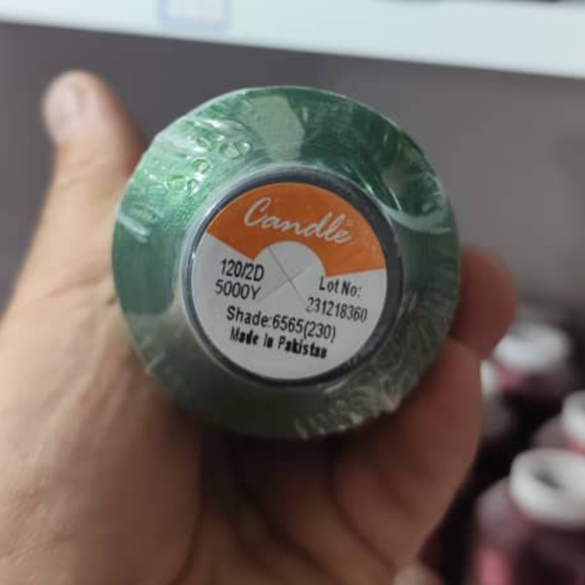 نخ گلدوزی پلی استر کندل کد 230-سبز آبی تیره