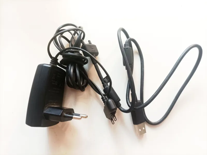 شارژر فابریک و کابل دیتا سونی اریکسون