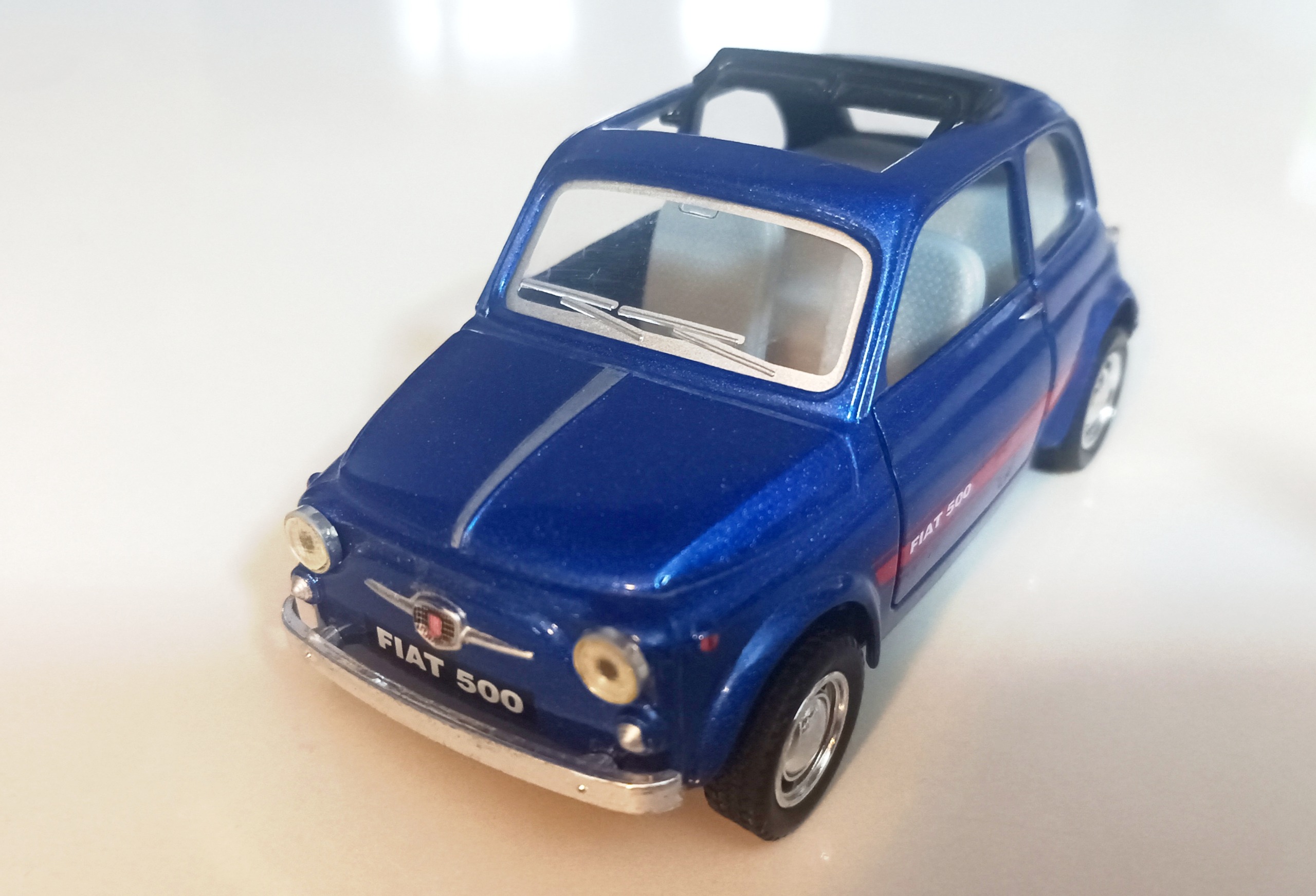 ماکت فیات 500 کمیاب 1=24 کینزمارت