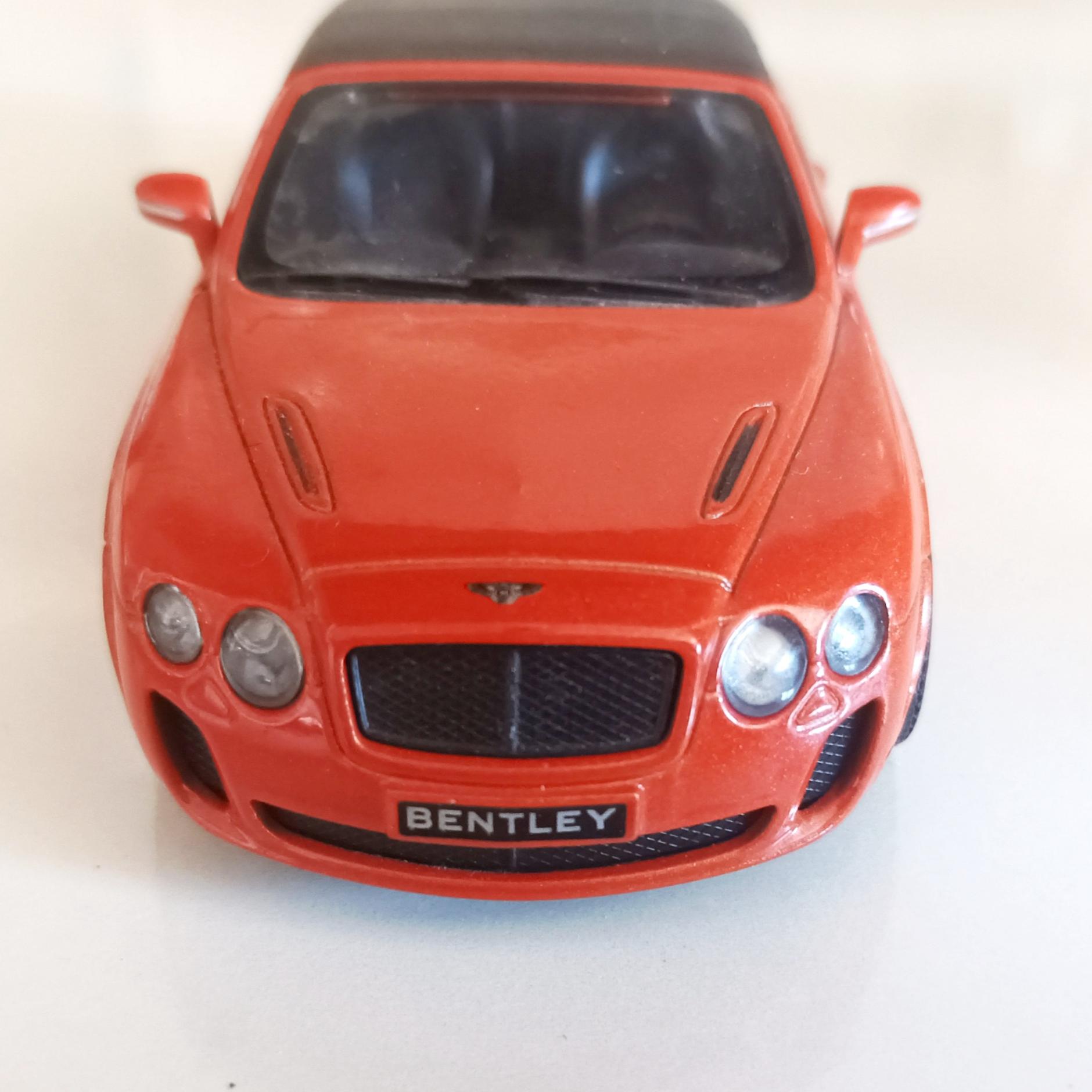 بنتلی کانتیننتال رنگ خاص