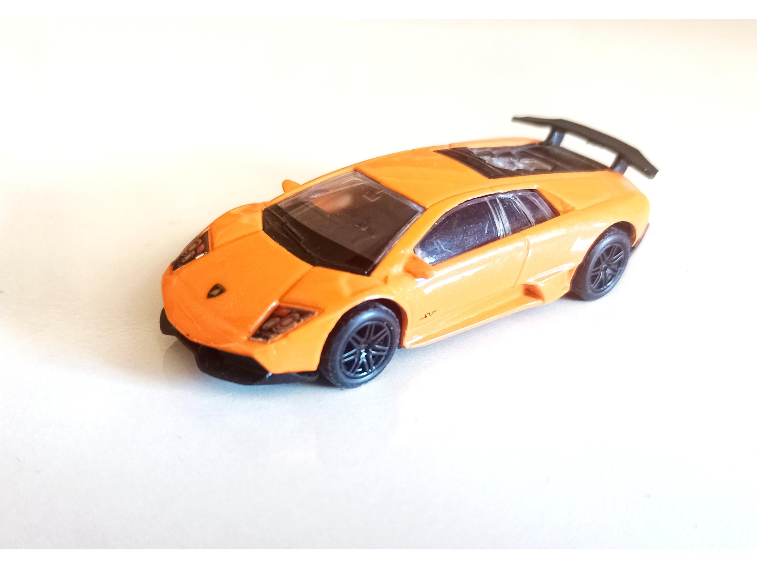 لامبورگینی مورسیه لاگو. 1=87